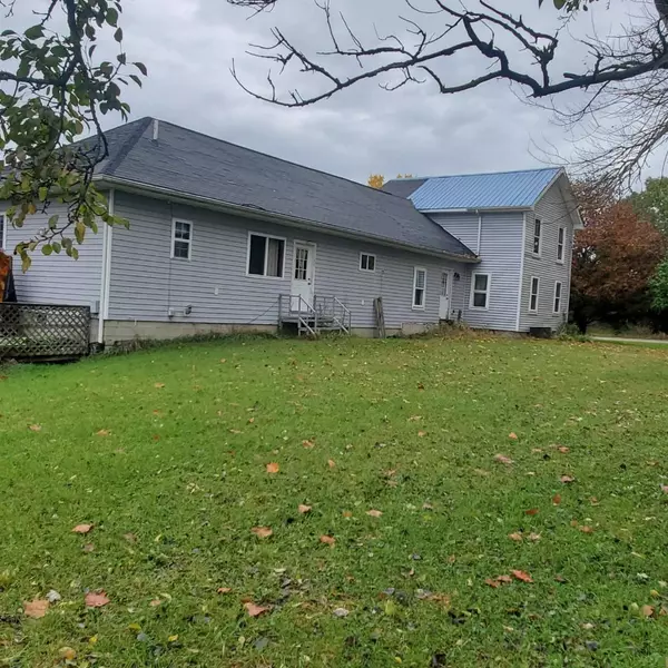 6507 Eaton Rapids Road, Albion, MI 49224