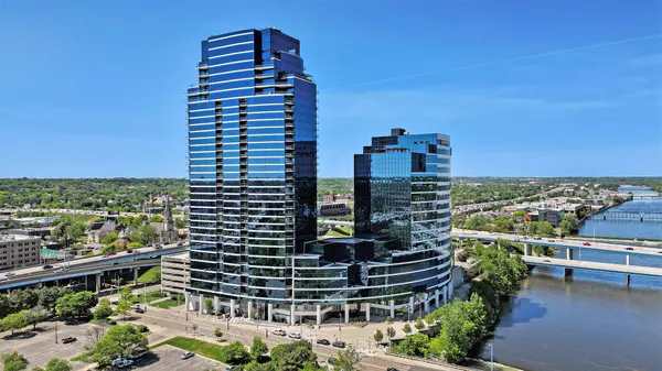 335 Bridge NW Street #1906,  Grand Rapids,  MI 49504