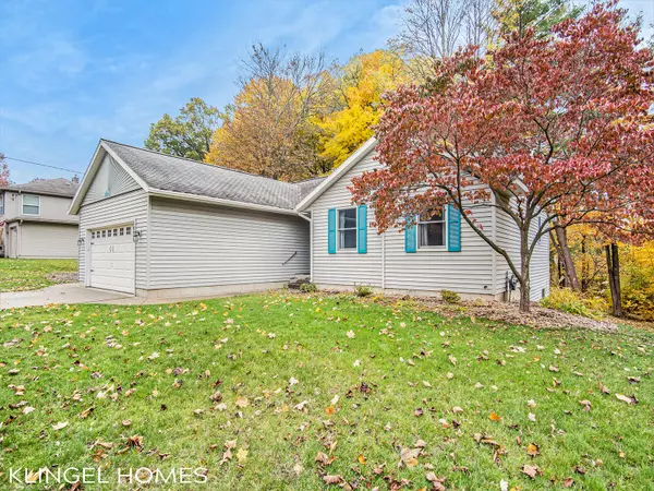 391 Park Street, Fruitport, MI 49415