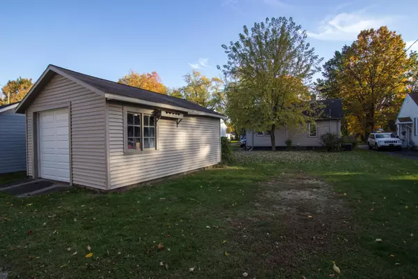 Dowagiac, MI 49047,211 HAINES Street