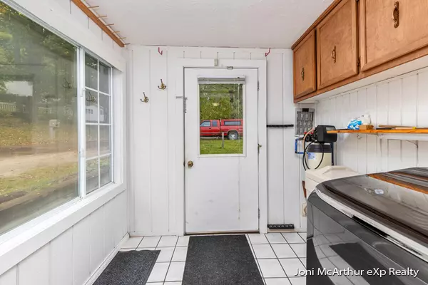 Gowen, MI 49326,12770 Big Island NE Drive