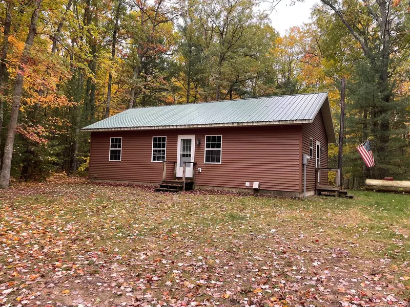 13647 Chicago Avenue, Wellston, MI 49689