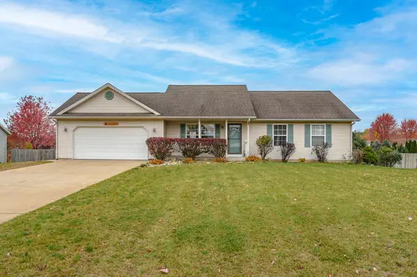 52162 Chardonnay Street, Paw Paw, MI 49079