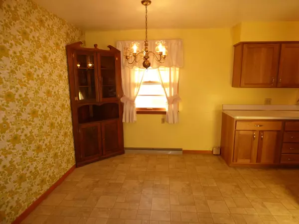 Edwardsburg, MI 49112,27139 Stuart Street