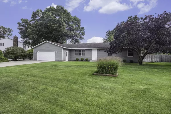 2049 W Swanson Court, Fruitport, MI 49415