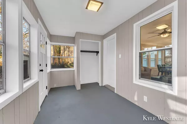 Greenville, MI 48838,401 W South Street