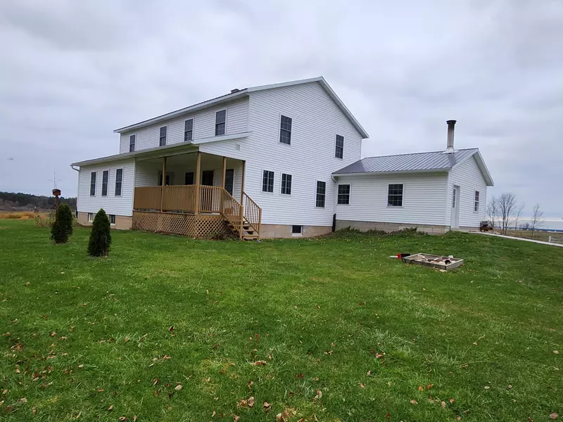 19238 Pierce Road, Stanwood, MI 49346
