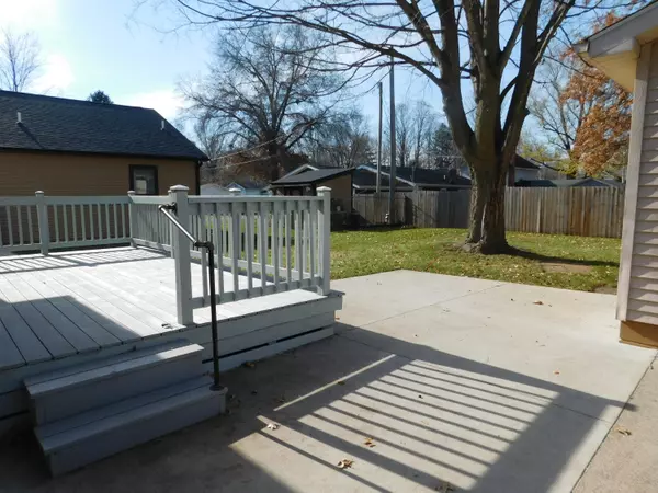 Paw Paw, MI 49079,316 S Van Buren Street