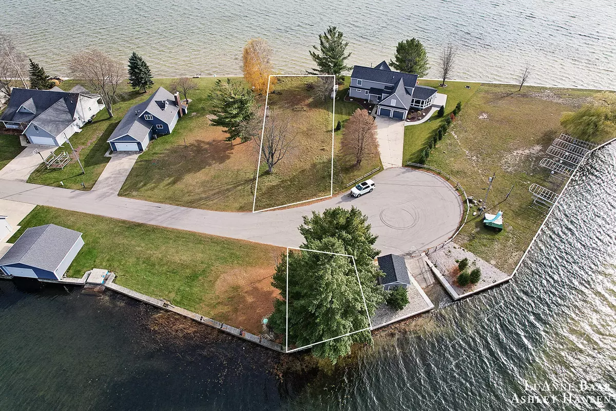 Lake City, MI 49651,S Nora Drive