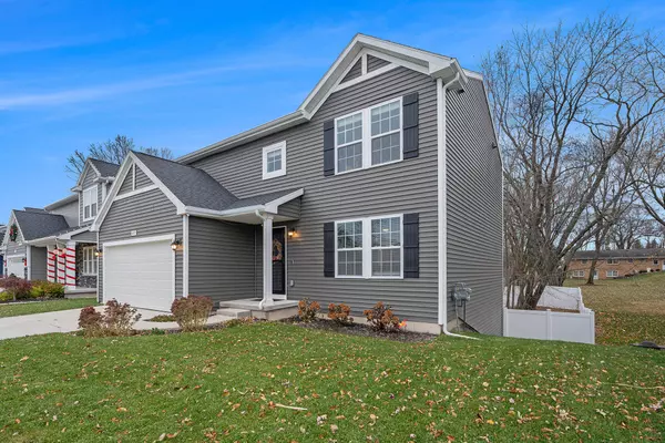 4887 Meadow Brown Drive, Hudsonville, MI 49426