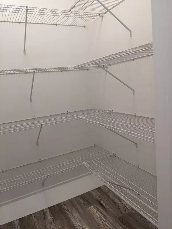 Greenville, MI 48838,1032 Grosvenor Drive #22