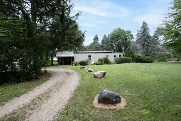 11475 Folks Road, Hanover, MI 49241