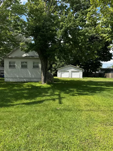 213 Maple Street, Spring Lake, MI 49456