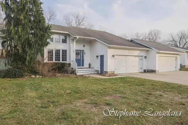 Fruitport, MI 49415,140 S 8th Avenue