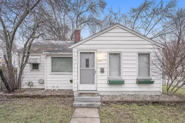 1407 Howland Avenue, Kalamazoo, MI 49001