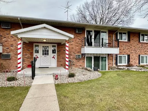 5390 Southbrook Court #7, Hudsonville, MI 49426