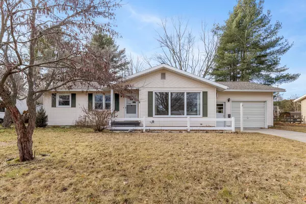 704 Cherry Avenue, Big Rapids, MI 49307