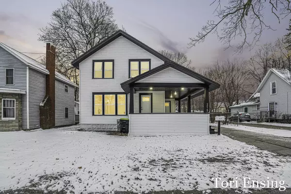 Greenville, MI 48838,215 E Washington Street