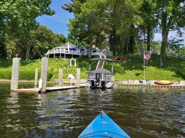 Spring Lake, MI 49456,17784 W Spring Lake Road