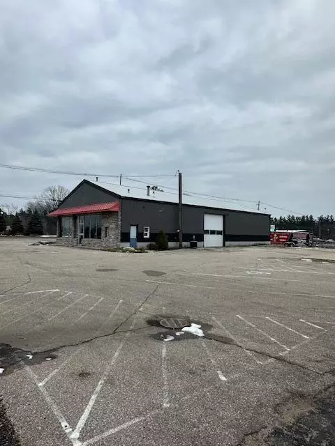 Holland, MI 49424,238 120th Avenue