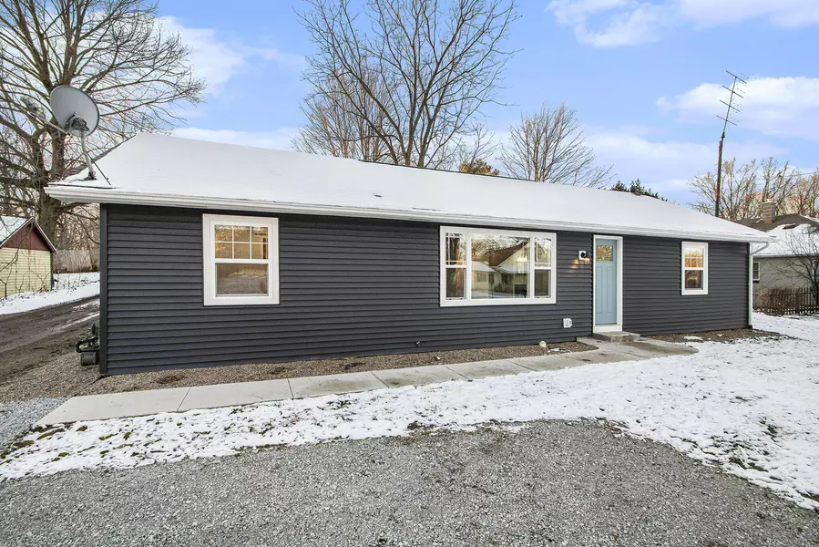 125 N 2nd Street, Cassopolis, MI 49031