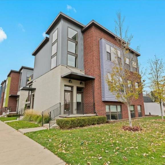 1210 Diamond Court #B, Royal Oak, MI 48067