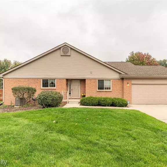 2004 Fairway Circle, Canton, MI 48188