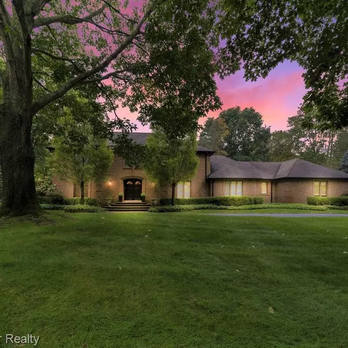 Rochester, MI 48306,1275 Sunniwood Place