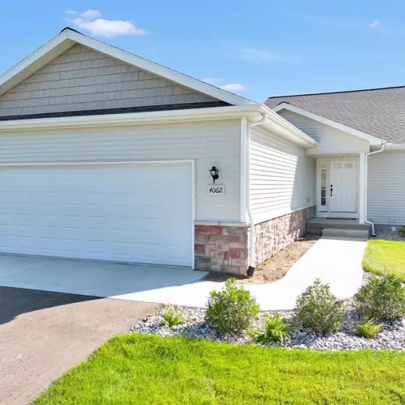 4062 EASTBRIDGE CIRCLE Road, Stockbridge, MI 49285