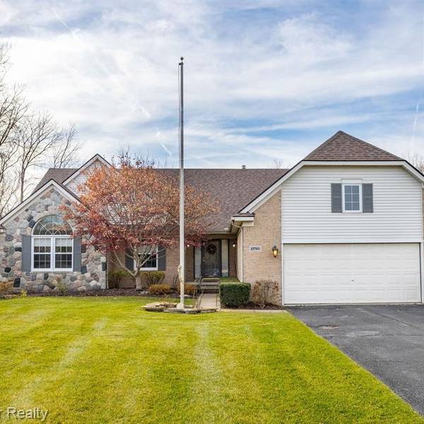 Brighton, MI 48114,10760 Grassy Knoll Court