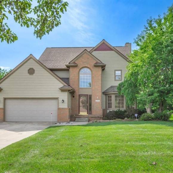 3956 HIGHLANDER E Way, Ann Arbor, MI 48108