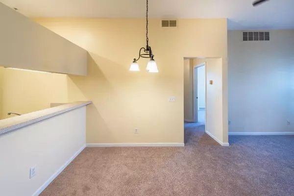 Ann Arbor, MI 48103,1236 Joyce Lane Lane #27