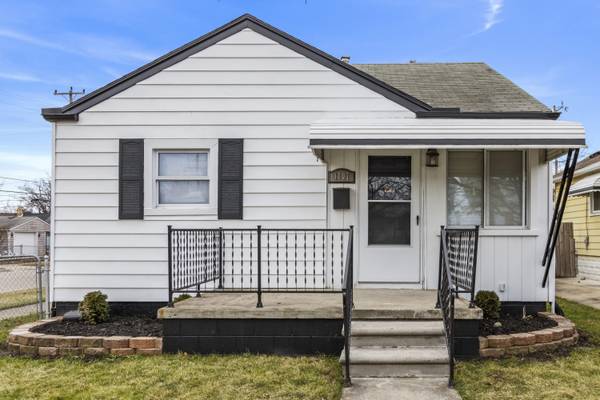 1807 Russell Avenue, Lincoln Park, MI 48146