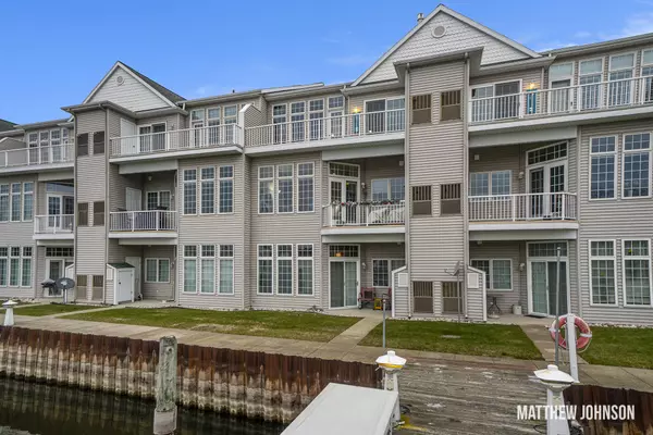 2411 Lake Avenue #41, North Muskegon, MI 49445