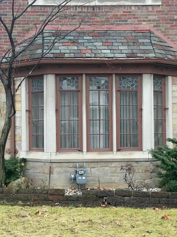 Detroit, MI 48221,19388 Warrington Drive