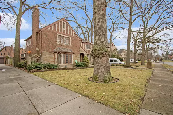 Detroit, MI 48221,19388 Warrington Drive