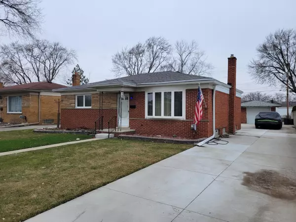 21405 Centennial Street, Saint Clair Shores, MI 48081