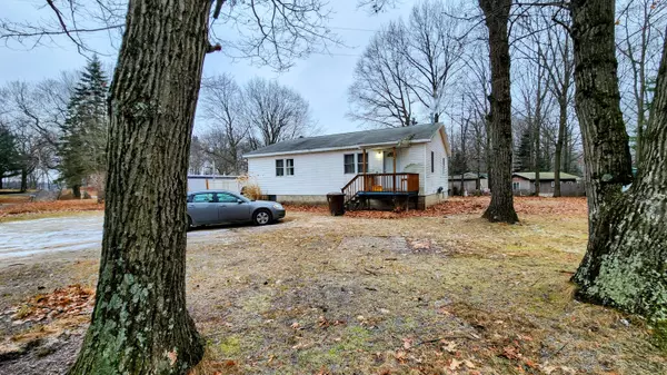 11711 Sparrow Drive, Lakeview, MI 48850