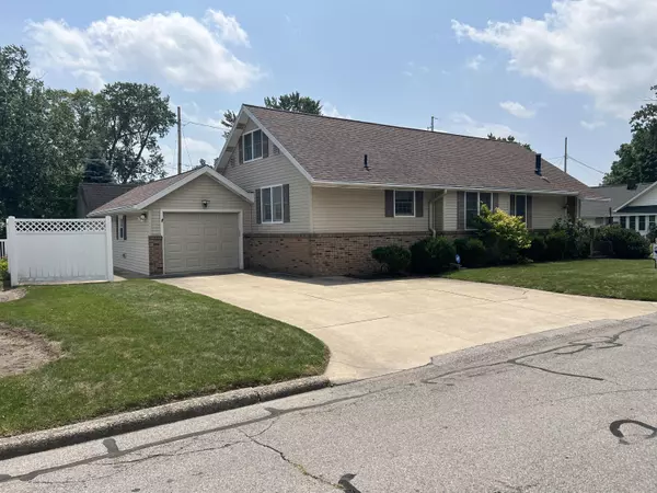 701 Walker Street, Sturgis, MI 49091