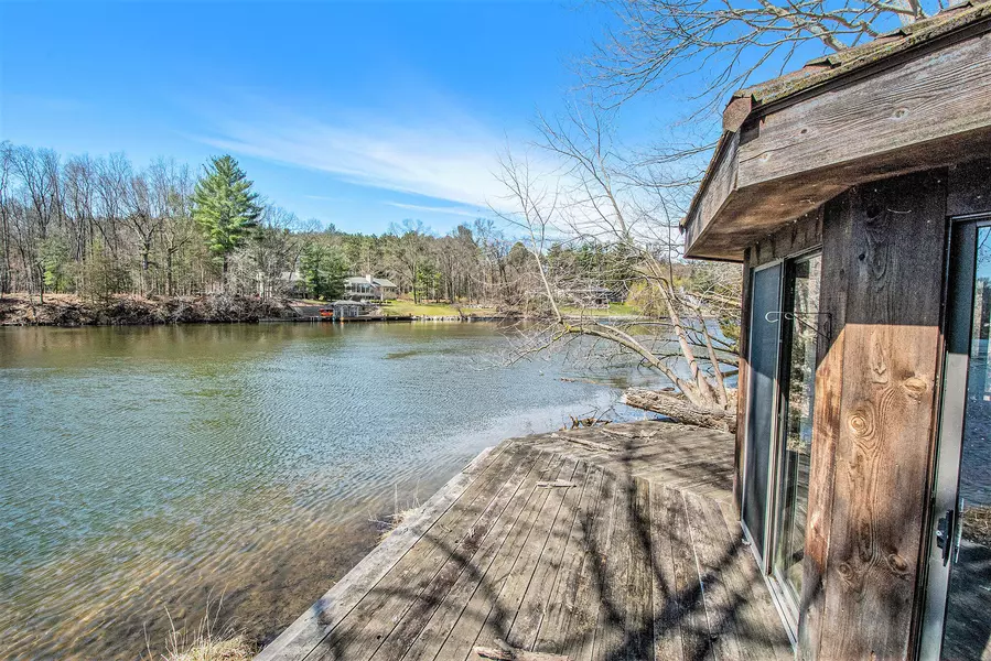 1885 Timber Trail SE Drive, Ada, MI 49301