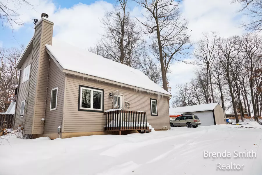 12743 Hillway Street, Gowen, MI 49326