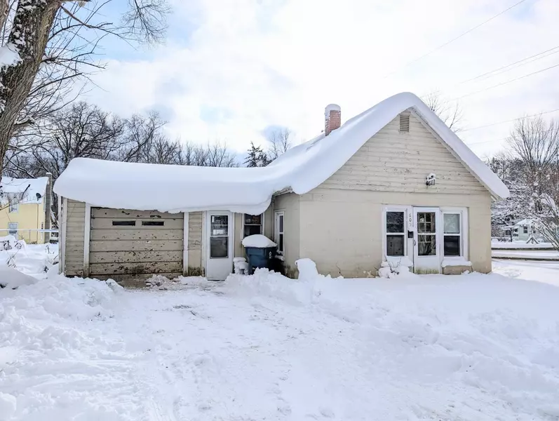 605 W Cass Street, Bangor, MI 49013