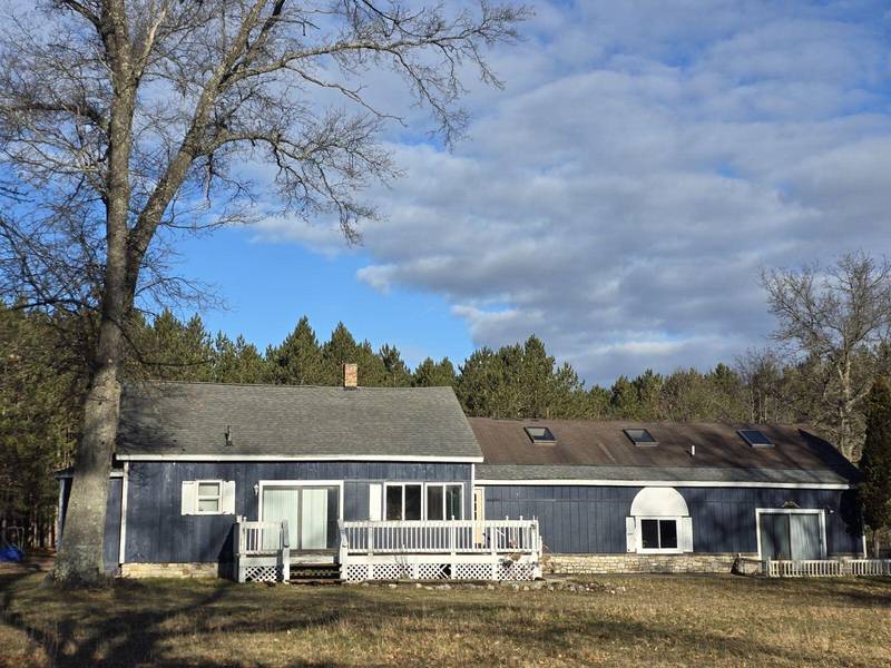 5372 W 10 1/2 Mile Road, Irons, MI 49644