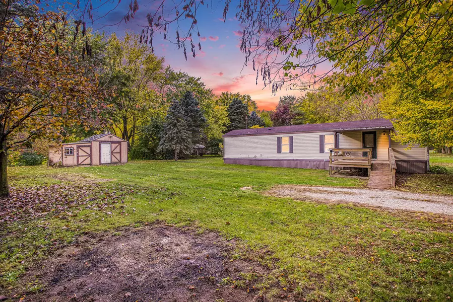 271 Wheatfield Drive, Sherwood, MI 49089