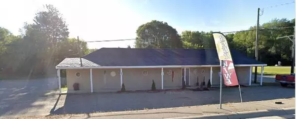 8520 Holton Road, Holton, MI 49425