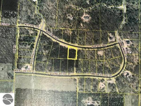 Lot 27 Hunters Ridge, Cadillac, MI 49601