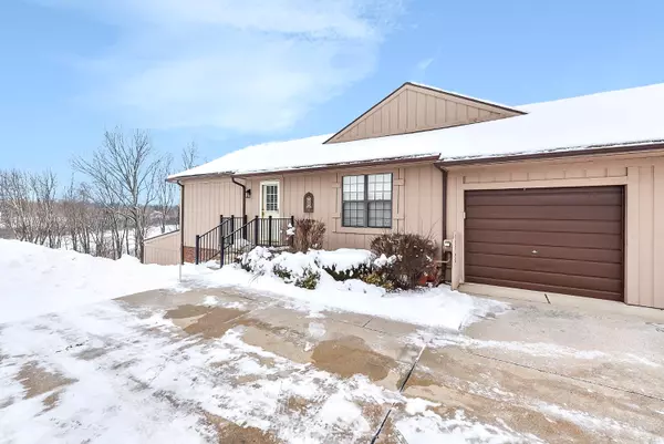 11763 SHENANDOAH Drive, South Lyon, MI 48178