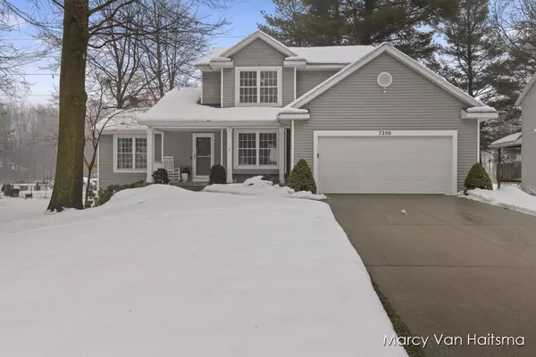 7250 Pine Oak Lane, Hudsonville, MI 49426