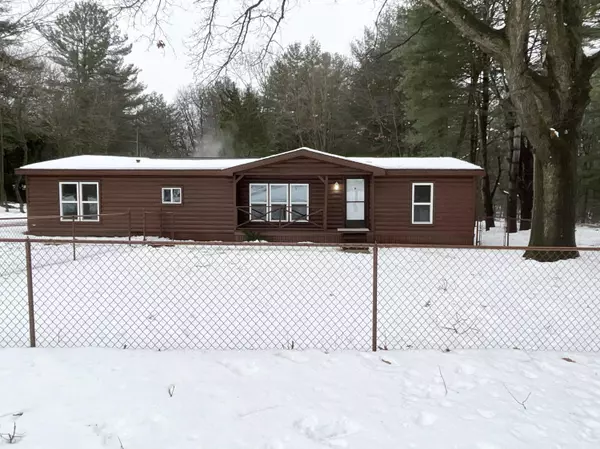 17737 Peach Ridge Avenue, Kent City, MI 49330