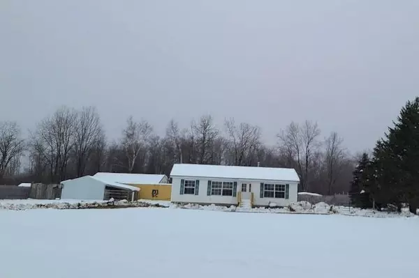 11950 W Ludington Drive, Lake, MI 48632